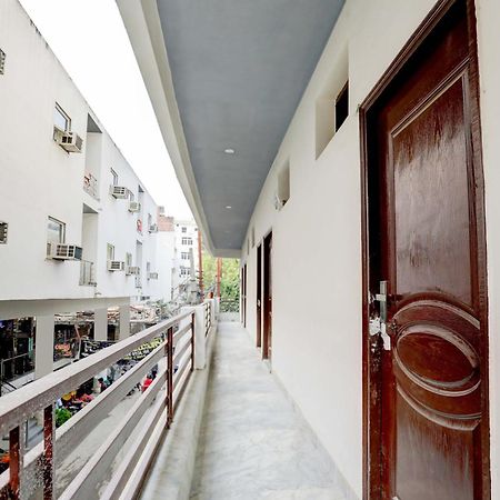 Hotel O Tilak Hotel 24 Sector 27 Near By Vinayak Hospital Gali No-6 Noida Eksteriør billede