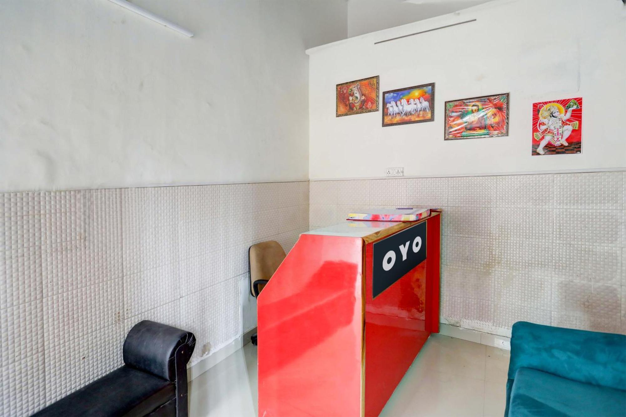 Hotel O Tilak Hotel 24 Sector 27 Near By Vinayak Hospital Gali No-6 Noida Eksteriør billede