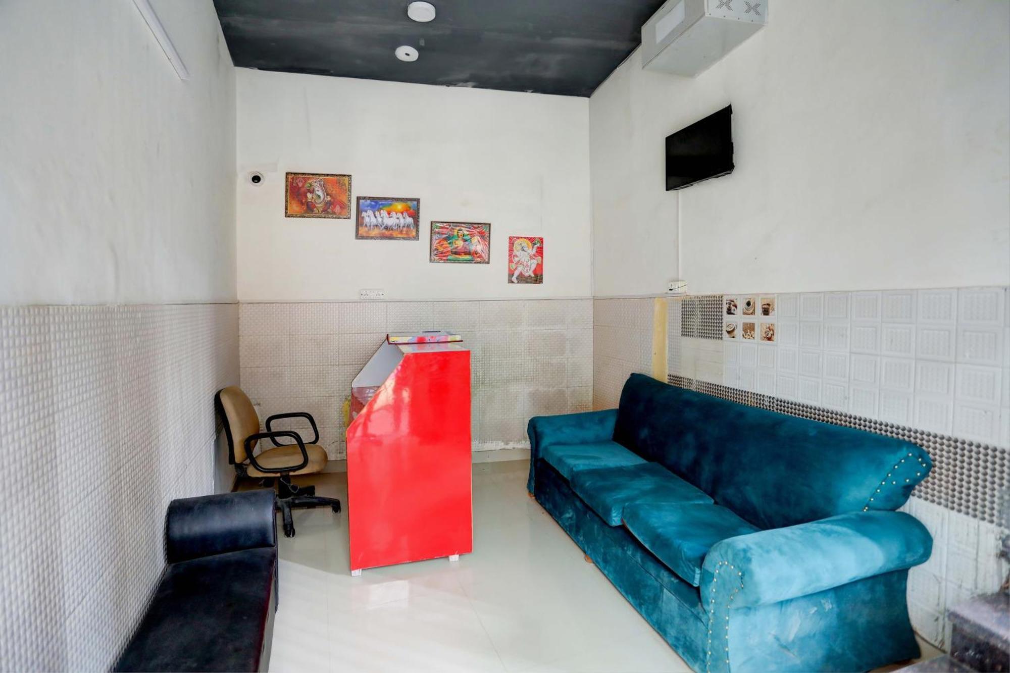 Hotel O Tilak Hotel 24 Sector 27 Near By Vinayak Hospital Gali No-6 Noida Eksteriør billede